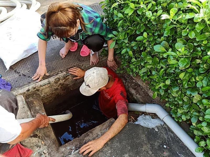 Hút bể phốt